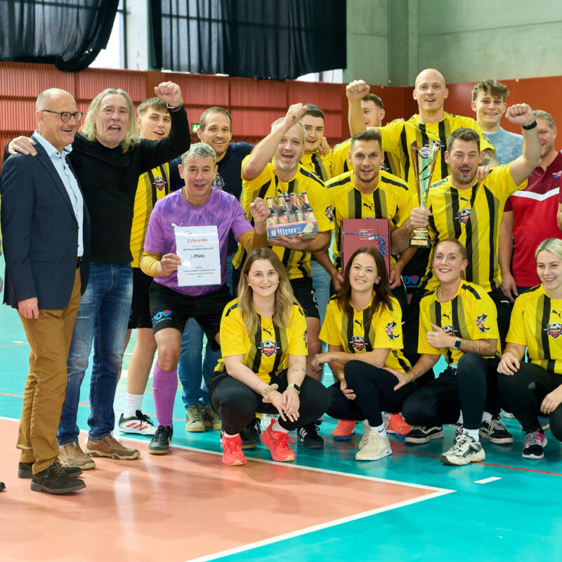 Siegerfoto Bundeshallenmeisterschaft 2025 - Bundeshallenfußballmeisterschaft 2025 - Sportverein Finanz